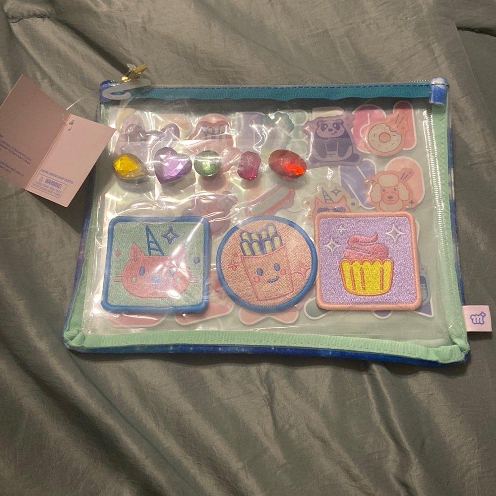 NWT More than magic decorate your own pouch gift set nwt - Picture 1 of 7